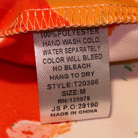 Entro | NWT Floral Tank Ruffle Small - Picture 5 of 9